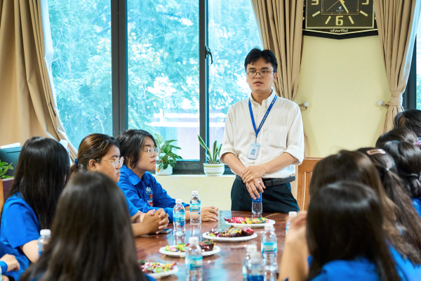 BUỔI GẶP MẶT ĐỊNH HƯỚNG VÀ TRIỂN KHAI NHIỆM VỤ BAN CÁN SỰ SINH VIÊN KHÓA 67 NGÀNH NGÔN NGỮ ANH – KHOA NGOẠI NGỮ, ĐẠI HỌC NHA TRANG