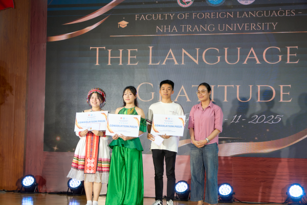 HỘI DIỄN VĂN NGHỆ CHÀO MỪNG NGÀY NHÀ GIÁO VIỆT NAM 20/11 - GIAI ĐIỆU TRI ÂN