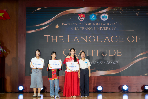 HỘI DIỄN VĂN NGHỆ CHÀO MỪNG NGÀY NHÀ GIÁO VIỆT NAM 20/11 - GIAI ĐIỆU TRI ÂN