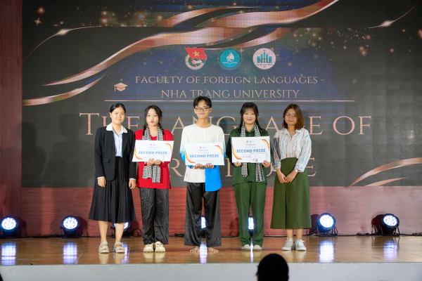 HỘI DIỄN VĂN NGHỆ CHÀO MỪNG NGÀY NHÀ GIÁO VIỆT NAM 20/11 - GIAI ĐIỆU TRI ÂN