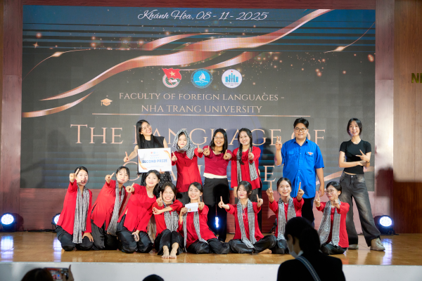 HỘI DIỄN VĂN NGHỆ CHÀO MỪNG NGÀY NHÀ GIÁO VIỆT NAM 20/11 - GIAI ĐIỆU TRI ÂN