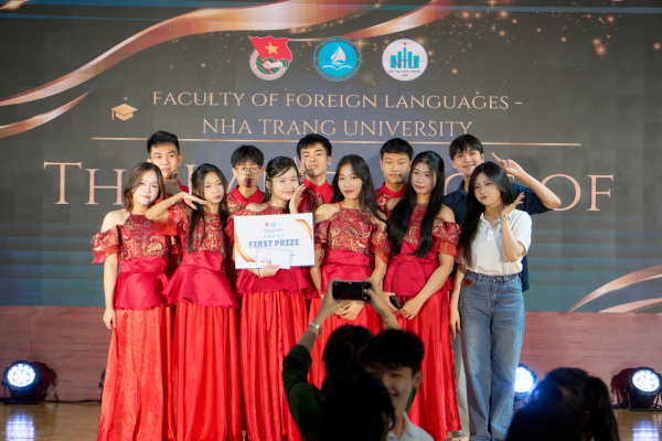 HỘI DIỄN VĂN NGHỆ CHÀO MỪNG NGÀY NHÀ GIÁO VIỆT NAM 20/11 - GIAI ĐIỆU TRI ÂN