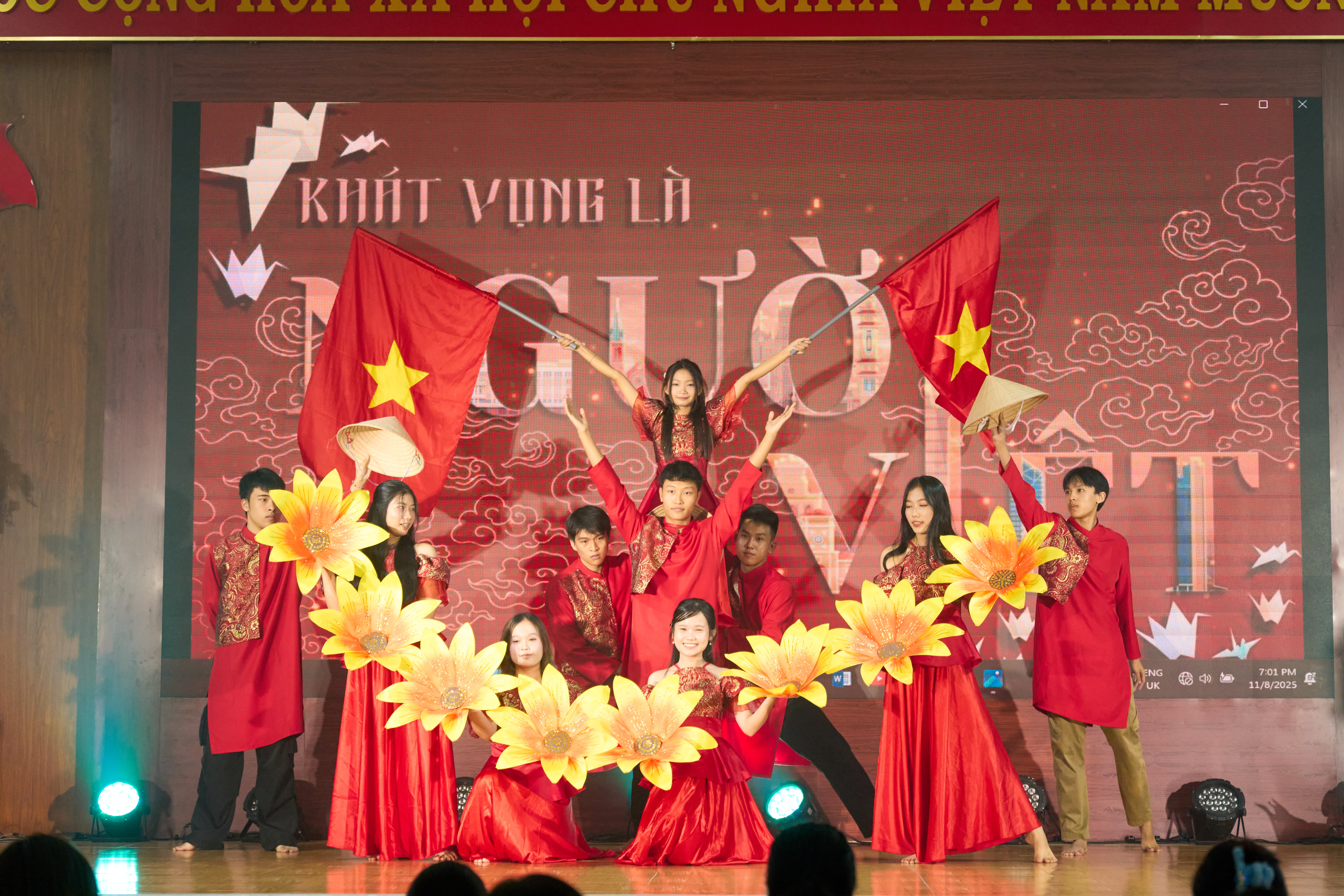 HỘI DIỄN VĂN NGHỆ CHÀO MỪNG NGÀY NHÀ GIÁO VIỆT NAM 20/11 - GIAI ĐIỆU TRI ÂN