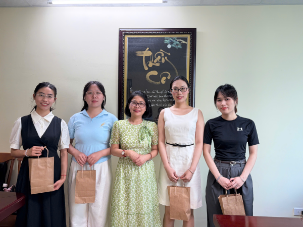 KHOA NGOẠI NGỮ ĐÓN TIẾP HỌC VIÊN TRUNG QUỐC ĐẾN THỰC TẬP GIẢNG DẠY