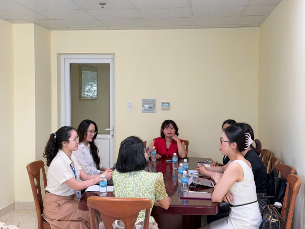 KHOA NGOẠI NGỮ ĐÓN TIẾP HỌC VIÊN TRUNG QUỐC ĐẾN THỰC TẬP GIẢNG DẠY