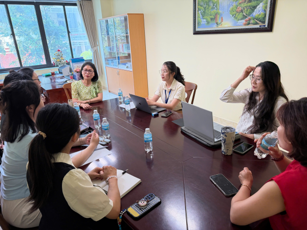 KHOA NGOẠI NGỮ ĐÓN TIẾP HỌC VIÊN TRUNG QUỐC ĐẾN THỰC TẬP GIẢNG DẠY