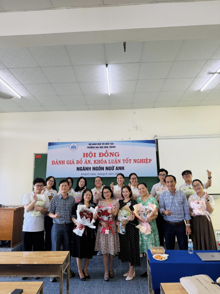 TỔNG KẾT BUỔI BẢO VỆ KHÓA LUẬN TỐT NGHIỆP NĂM HỌC 2025-2026 | KHOA NGOẠI NGỮ - TRƯỜNG ĐẠI HỌC NHA TRANG