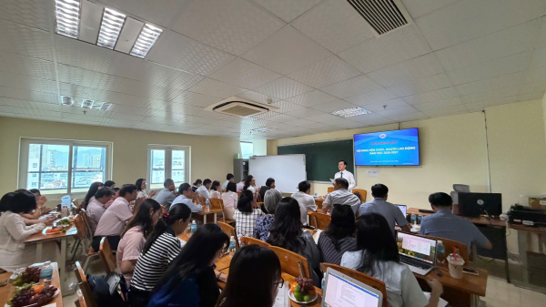 KHOA NGOẠI NGỮ TỔ CHỨC THÀNH CÔNG HỘI NGHỊ CÁN BỘ, VIÊN CHỨC NĂM HỌC 2026-2027