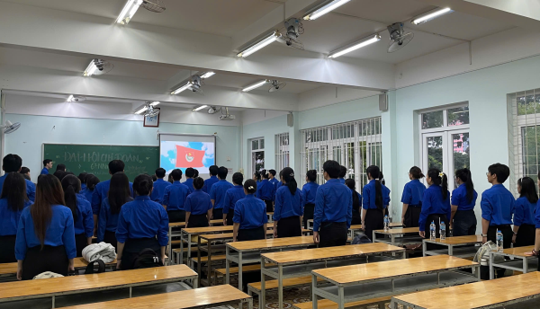 CHI ĐOÀN 67.NNA-1 TỔ CHỨC CHƯƠNG TRÌNH ĐẠI HỘI MẪU