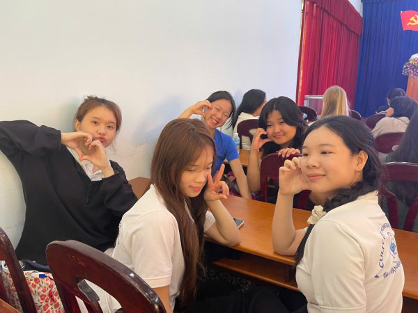 GIAO LƯU VỚI ĐOÀN SINH VIÊN SIT (HOA KỲ) - KHI NHA TRANG KẾT NỐI BẠN BÈ QUỐC TẾ