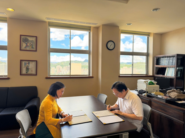 LÃNH ĐẠO VÀ GIẢNG VIÊN KHOA NGOẠI NGỮ THAM DỰ TỌA ĐÀM GIAO LƯU HỢP TÁC TẠI ĐẠI HỌC QUỐC LẬP CHENGCHI, ĐÀI LOAN (NCCU)