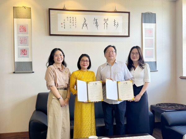 LÃNH ĐẠO VÀ GIẢNG VIÊN KHOA NGOẠI NGỮ THAM DỰ TỌA ĐÀM GIAO LƯU HỢP TÁC TẠI ĐẠI HỌC QUỐC LẬP CHENGCHI, ĐÀI LOAN (NCCU)